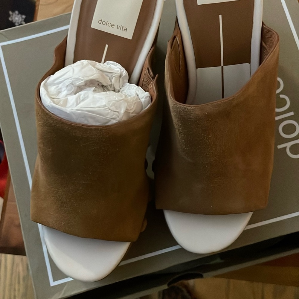 Dolce Vita Emol shoes